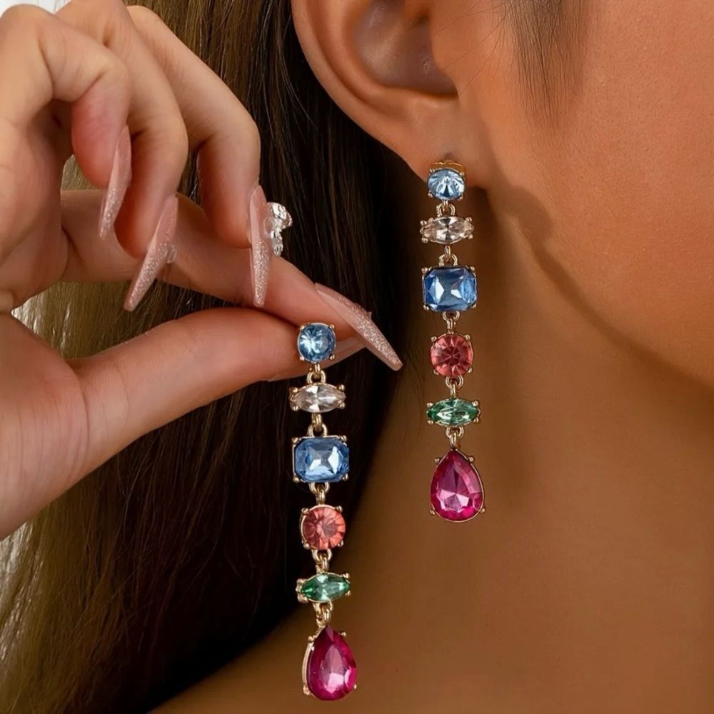 💙 NEW multicolored crystal drop dangle fashion earrings 💙